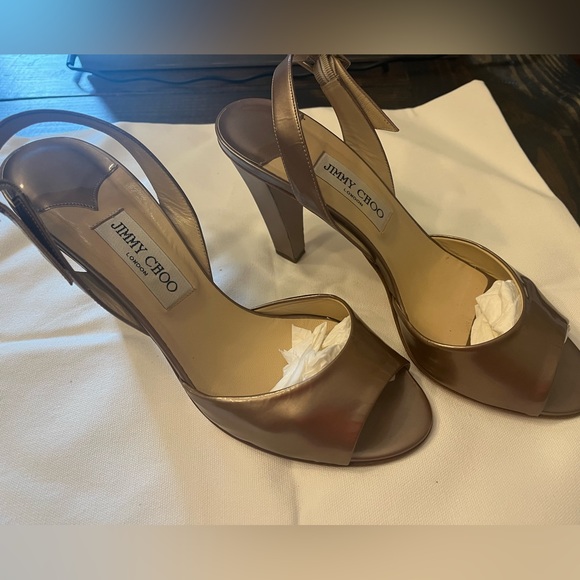 Jimmy Choo taupe patent sling backs heels size 41 - Picture 6 of 6